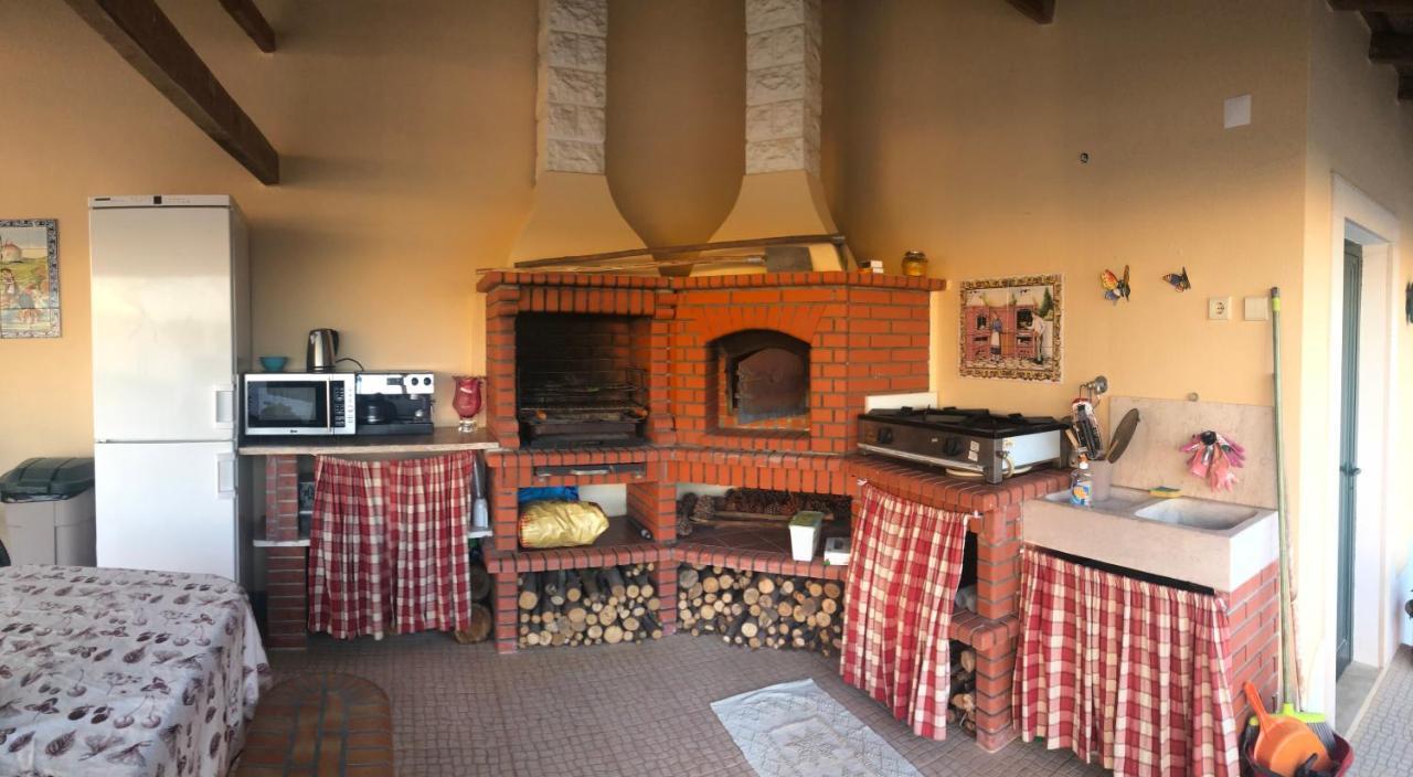 Terra Luso Proche De Montejunto Bed and Breakfast Cadaval Exteriör bild